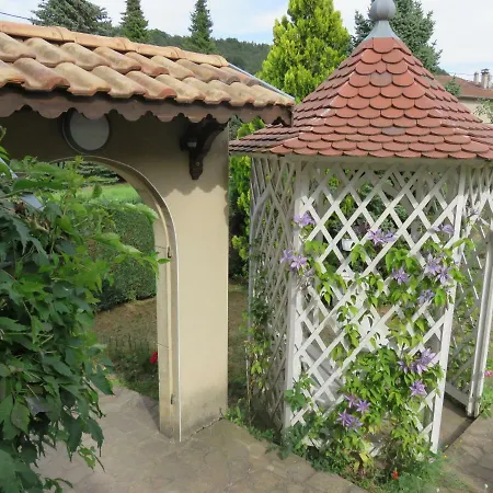 De La Fontaine Holiday home Saint-Remy-la-Calonne